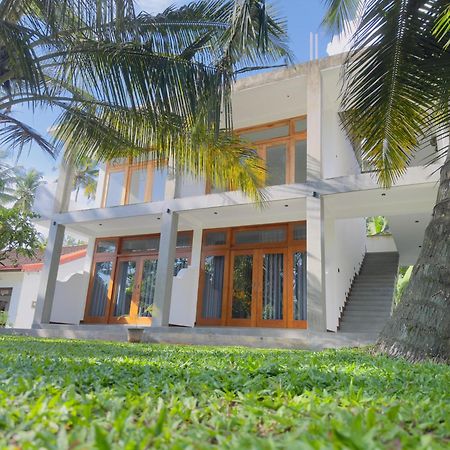 Hotel New Ocean Breeze Madiha à Matara Extérieur photo