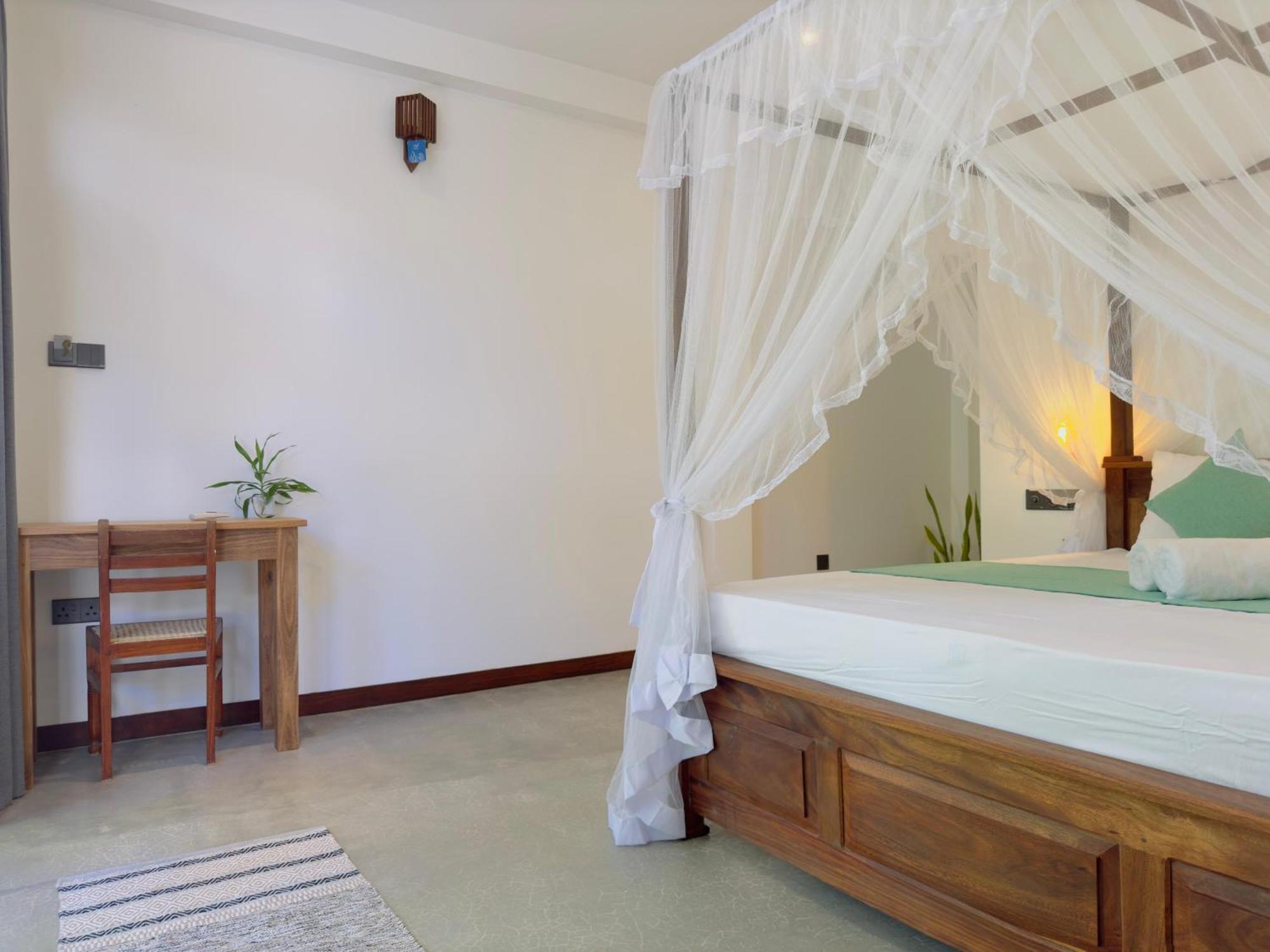 Hotel New Ocean Breeze Madiha à Matara Extérieur photo